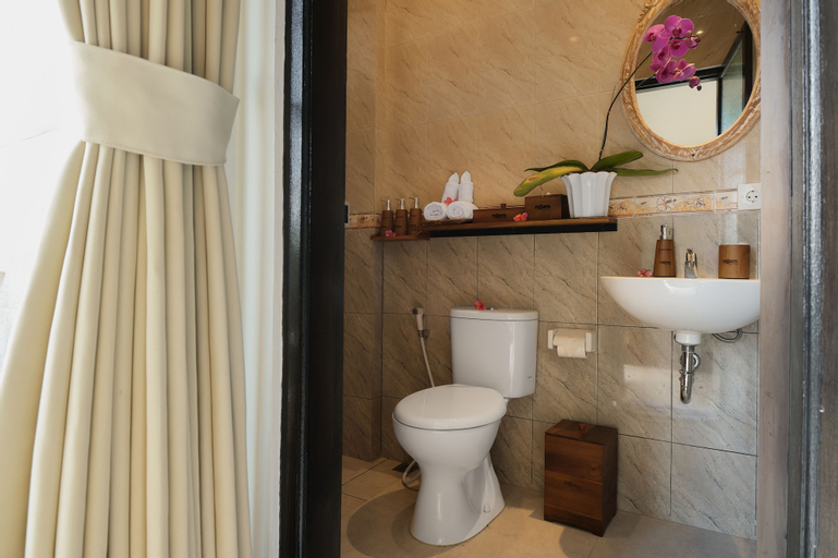 Bathroom 4