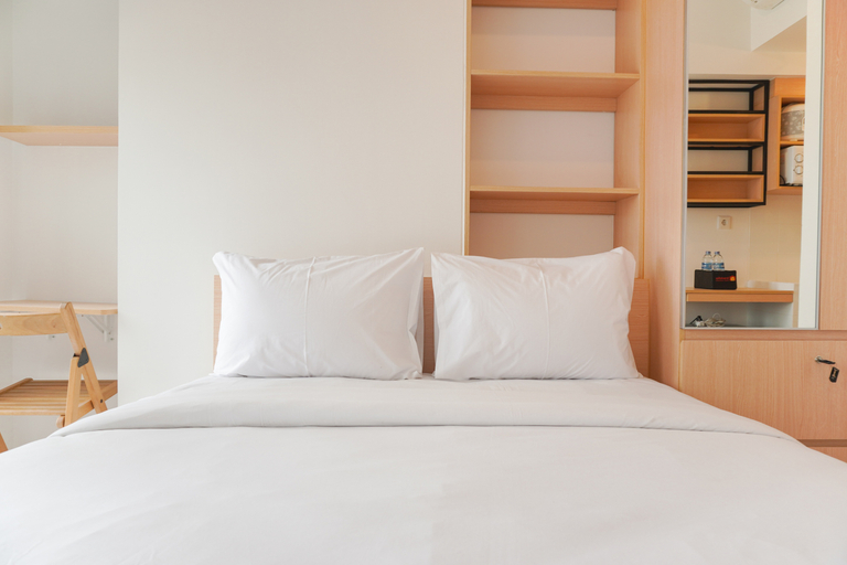 Bedroom 3, Cozy Living Studio (No Kitchen) Tokyo Riverside PIK 2 Apartment By Travelio, Tangerang