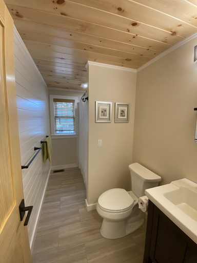 Bathroom 3, The Pines at Center Harbor, Carroll
