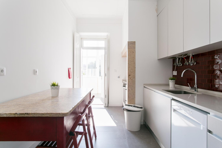 Others 3, Rato by Central Hill Apartments, Lisbon