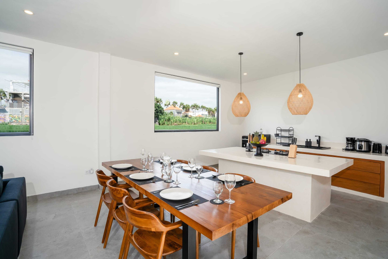 Others 3, Villa Onetti, Badung
