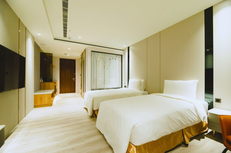 Bedroom 3, JingIn Hotel, Tainan