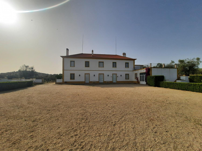 Herdade da Ordem, Fronteira