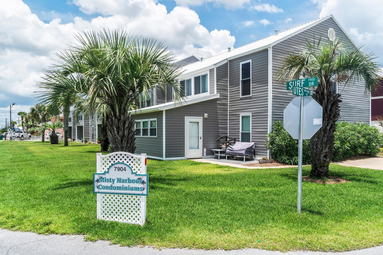 Exterior & Views 1, 7904 Surf Dr #7, Bay