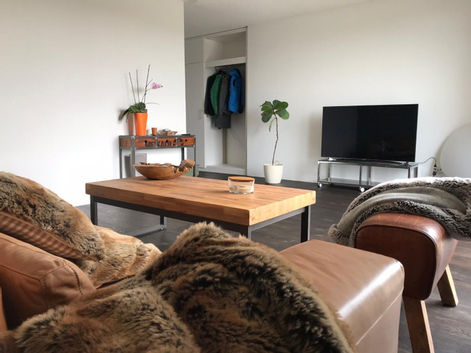 Others 5, Central & Elegant Room in Biel, Biel