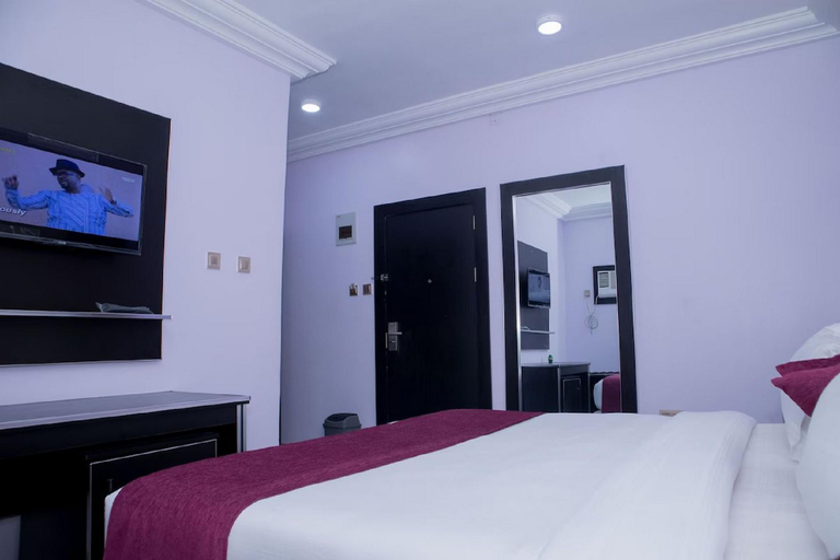 Bedroom 2, Meritz Hotels and Suites, Obio/Akp