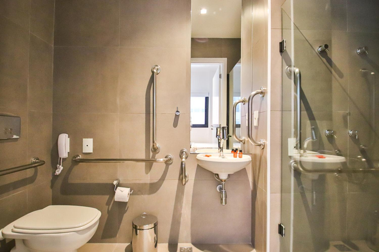 Bathroom 2