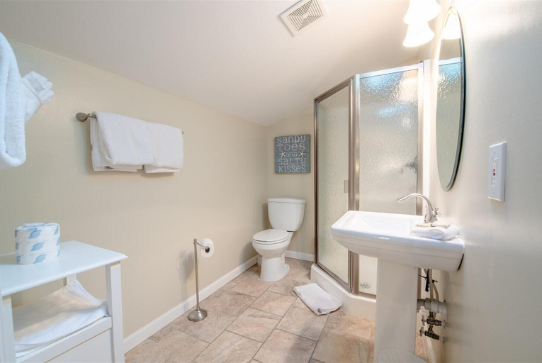 Bathroom 4, 9 G, Two Bedroom Condo, Okaloosa