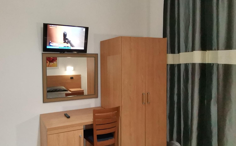 Bedroom 2, Friendship Place, Rome