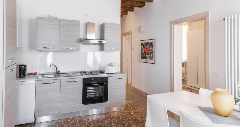 Others 4, Accademia Charm Apartments, Venezia