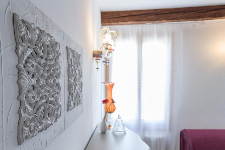 Bedroom 2, Accademia Charm Apartments, Venezia