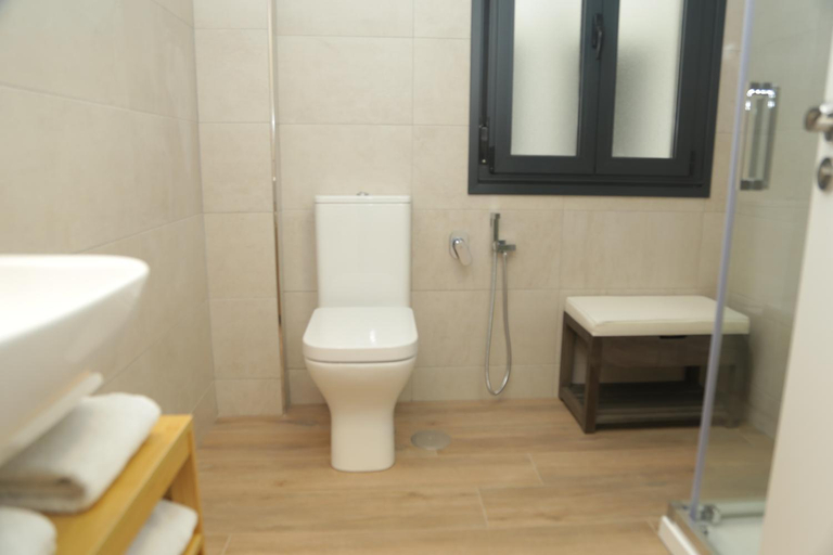 Bathroom 3, Viviendas Oviedo Catedral, Asturias