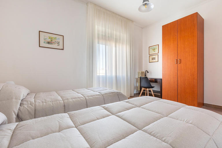 Room 4, 3717 Appartamento Stella by Barbarhouse, Lecce