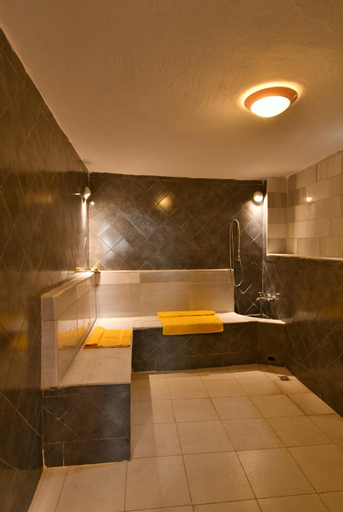 Bathroom 8
