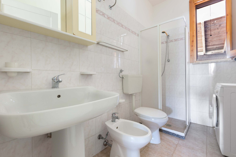 Bathroom, 3199 Villino Amos by Barbarhouse, Lecce