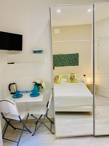 Bedroom 2, Al castello, La Spezia