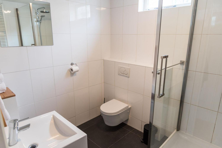Bathroom 2, HouseBoat next to AMSTEL, Amsterdam