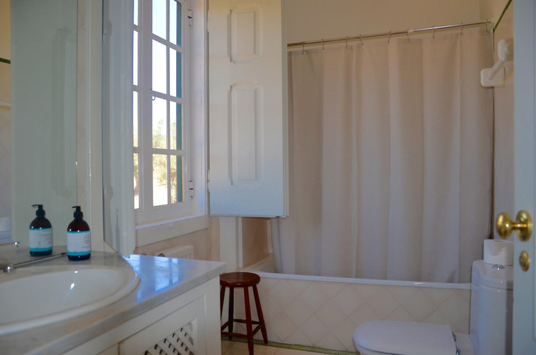 Bathroom 4, Herdade da Ordem, Fronteira