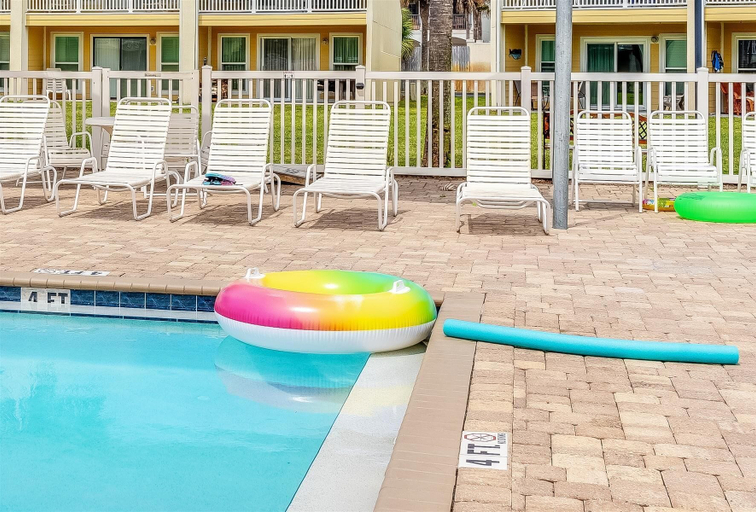 Sport & Beauty 4, 10 D, One Bedroom Condo, Walton