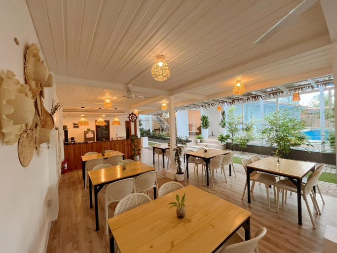 Food & Drinks 3, Anlio Resort, Dauis