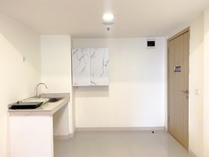 Others 4, Comfortable 2BR with Working Room at Meikarta Apartment By Travelio, Cikarang