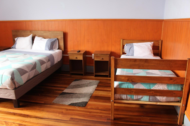 Others 3, Hostal Capricho de Carlitos, Valdivia