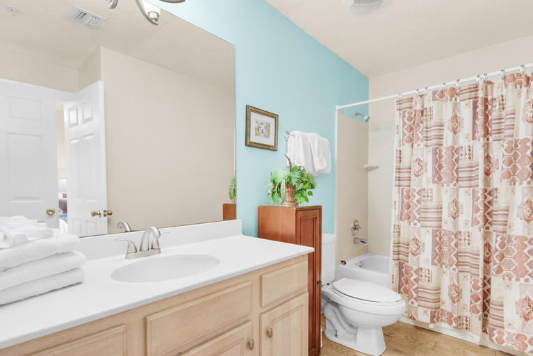 Bathroom 3, Emerald Isle Resort 1201, Bay
