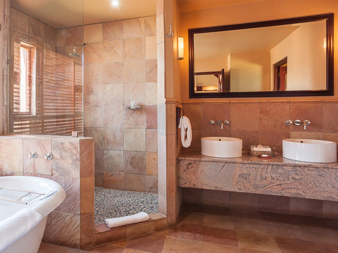 Bathroom 4, Kloofzicht Lodge & Spa, West Rand