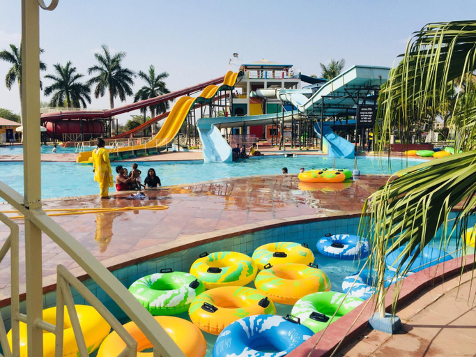 Sport & Beauty 5, Hotel Kanha's Palm Springs, Bhopal, Bhopal