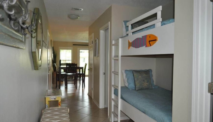 Bedroom, 9 B, One Bedroom Condo, Walton