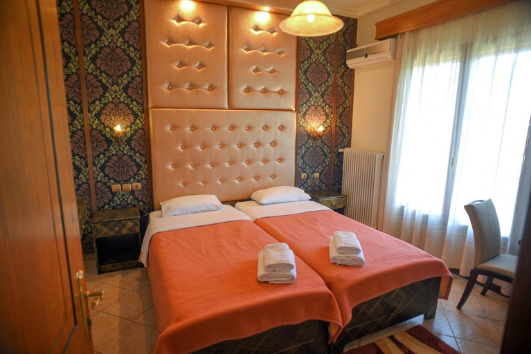 Others 5, Hotel Παραδοσιακο, Central Macedonia