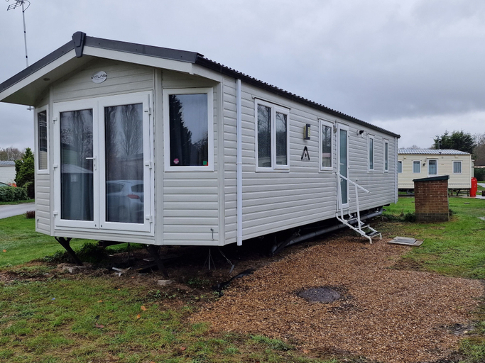 Exterior & Views, BLP 9D, Northamptonshire