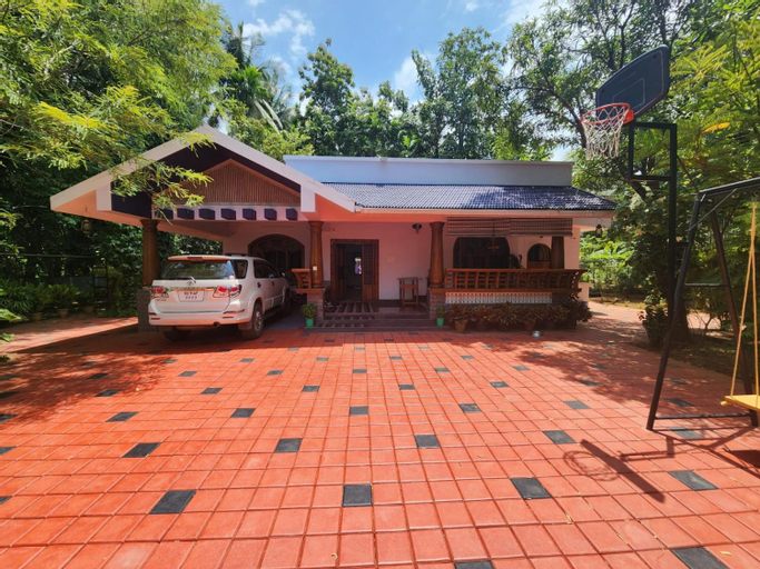 Serenity Villa and Treehouse, Palakkad