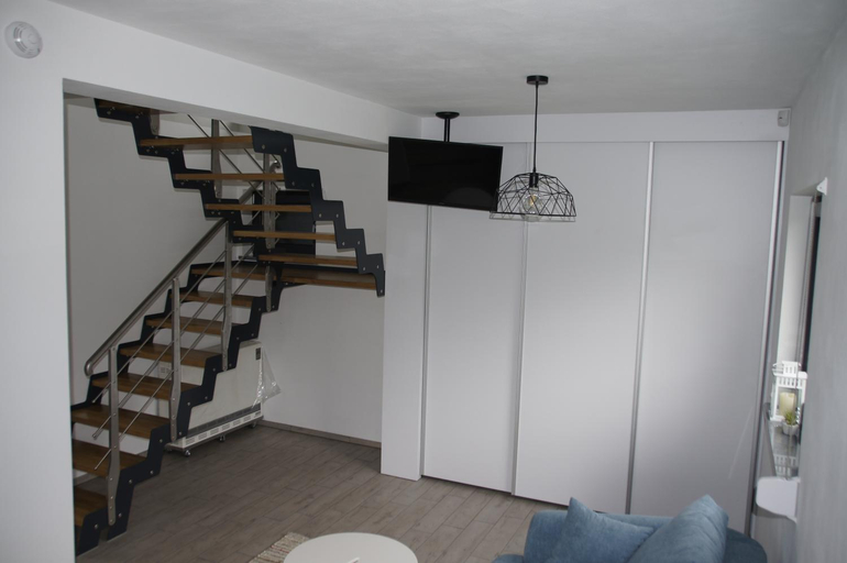 Facilities, Domek Tadeusz, Wadowice