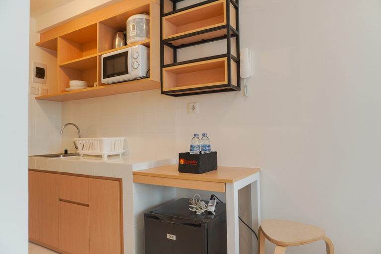 Others 2, Cozy Living Studio (No Kitchen) Tokyo Riverside PIK 2 Apartment By Travelio, Tangerang