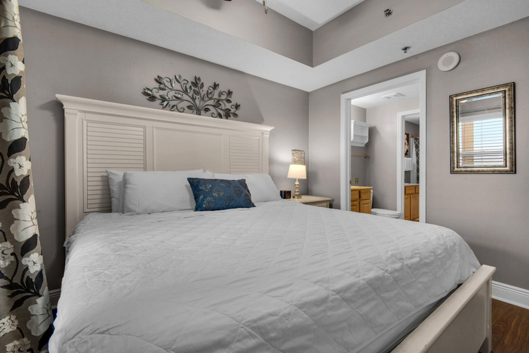 Bedroom 4, Ariel Dunes I 1905, Walton