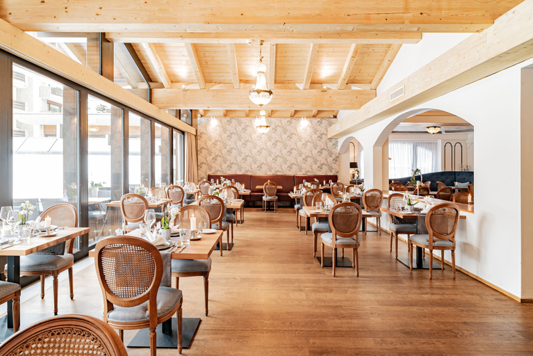 Food & Drinks 5, Mirabeau Etoile, Visp