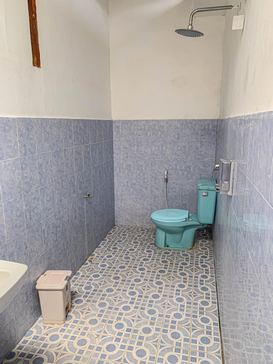 Bathroom 4