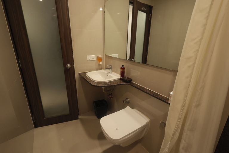 Bathroom 4, Hotel Vetro Inn, Surat