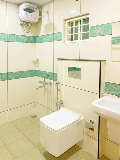 Bathroom 3, Hilux Inn, Ernakulam