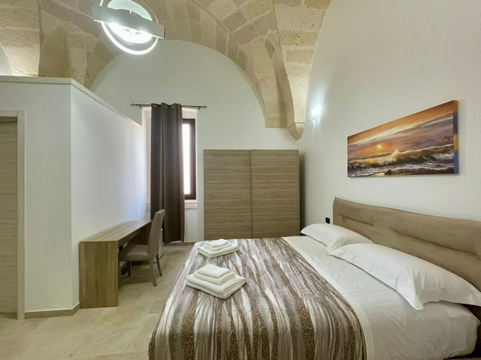 Others 2, B&B La Piazzetta, Taranto
