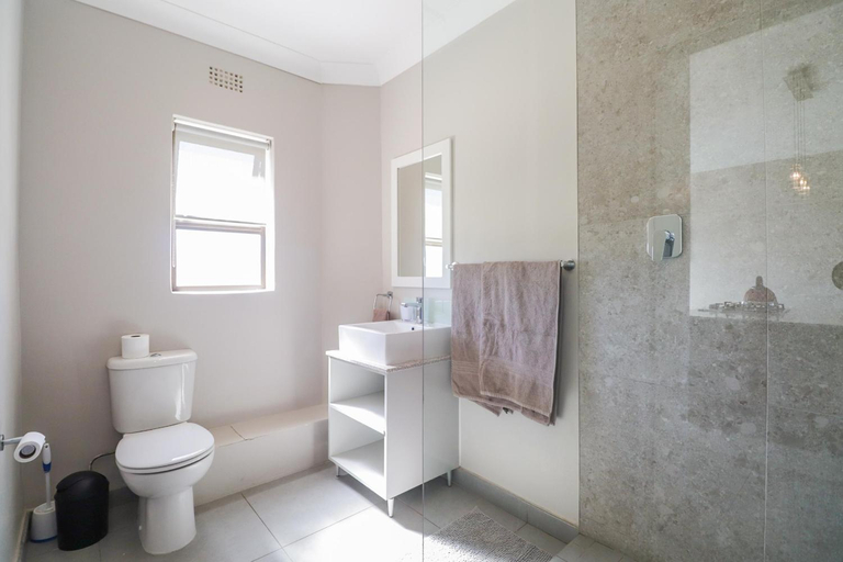 Bathroom 4, Mount Castleton, Eden
