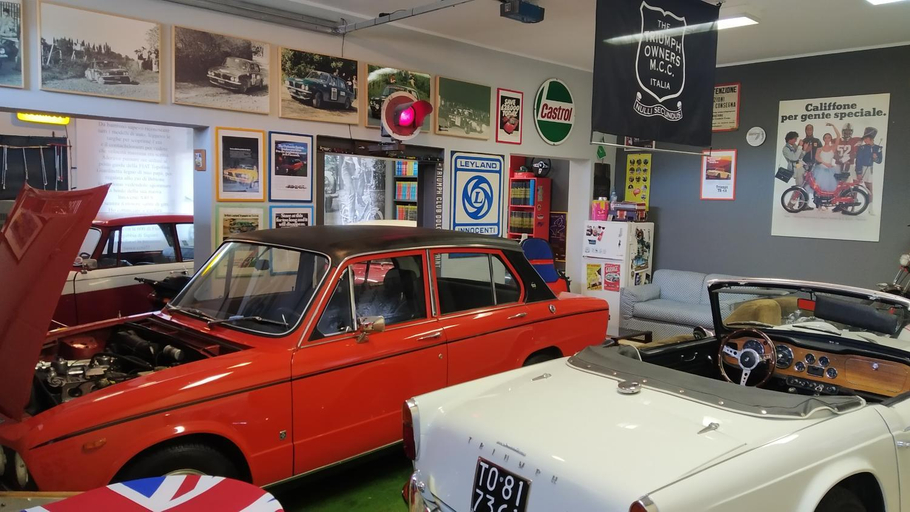 Others 5, Garage con camere, Treviso