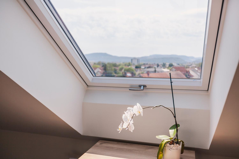 Exterior & Views 19
