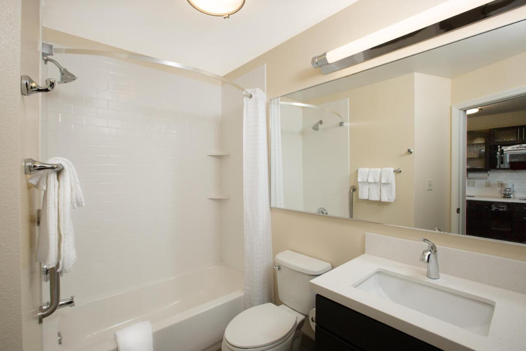 Bathroom 7