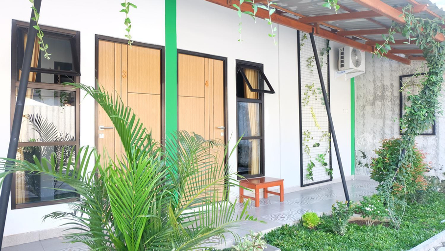 Exterior & Views 14