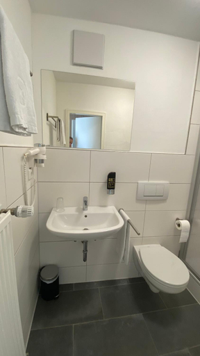 Bathroom, Pension Rathaus, Kelheim