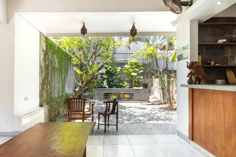 Public Area, TwoSpaces Living at Saren Guest House, Badung