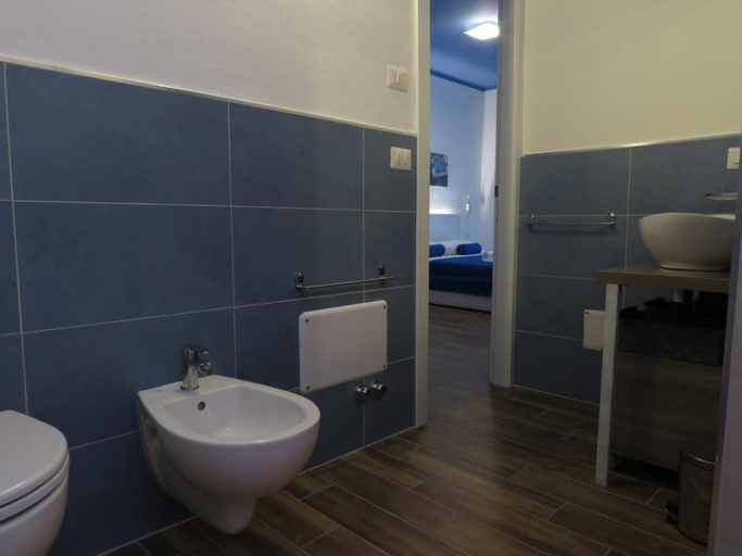 Others 4, B&b Angolo 29, Sassari