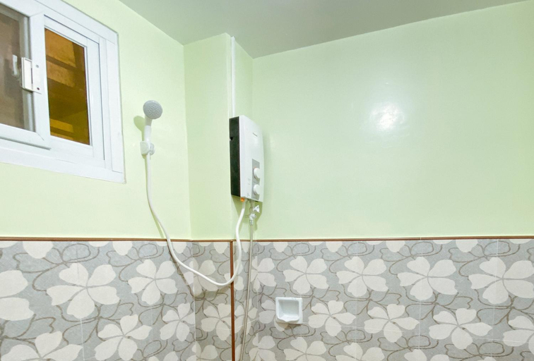 Bathroom 3, RedDoorz @ Calapandayan Subic Zambales, Subic